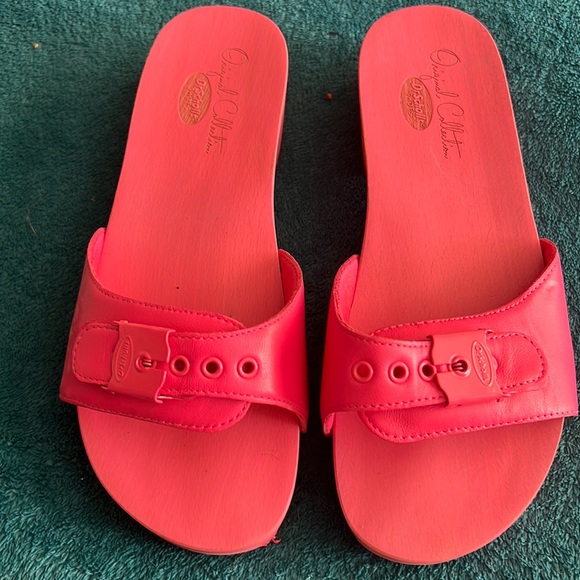 Dr. Scholl's Shoes - Woman’s brand new size 6 Dr Scholls exercise sandals